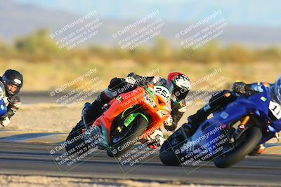 media/Nov-17-2024-CVMA (Sun) [[1fec520723]]/Race 18-Supersport Middleweight/